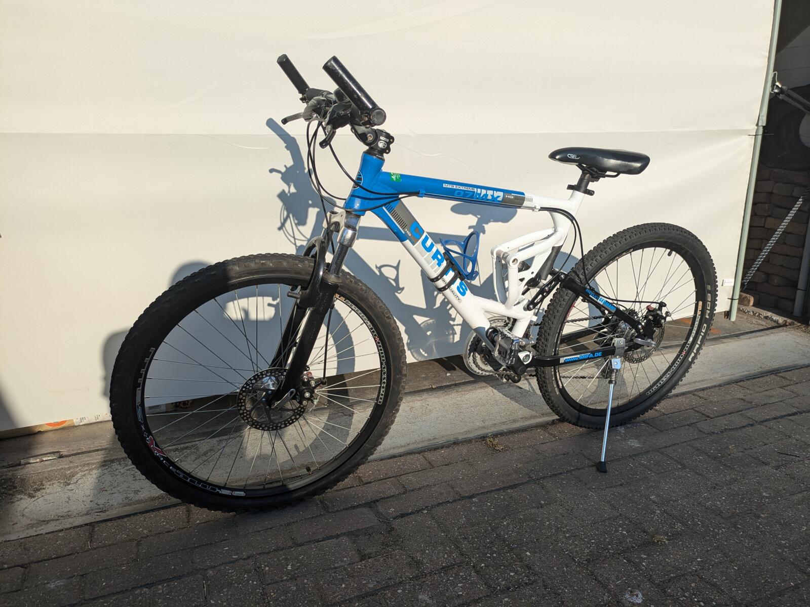 26 inch Curtis HQ met 24 versnellingen en schijfremmen. (5)