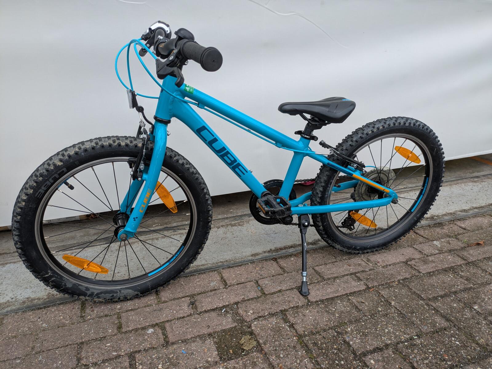 20 inch Cube Acid 200 met 7 versnellingen en handremmen. (4)