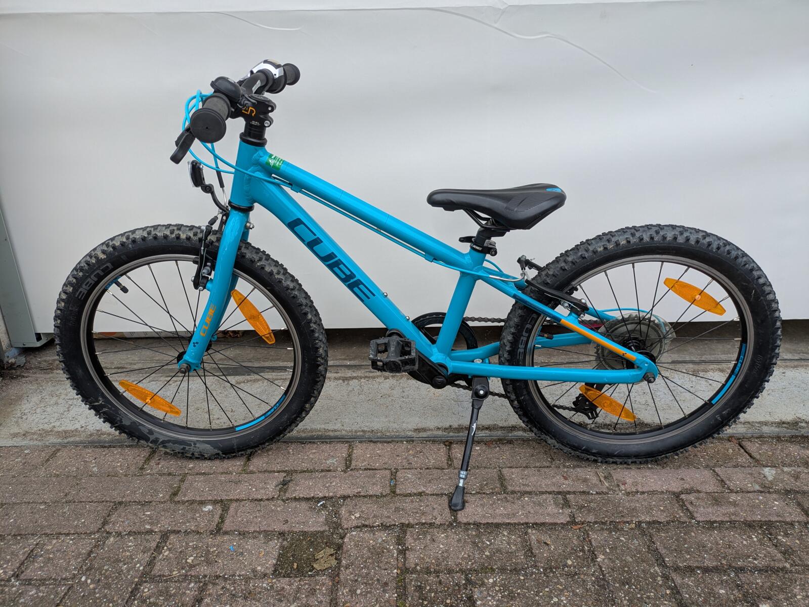 20 inch Cube Acid 200 met 7 versnellingen en handremmen. (3)