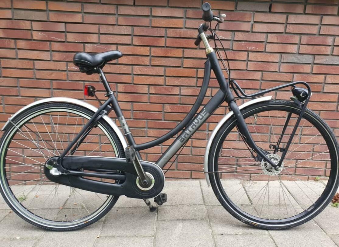 Heerlijk rijdende Batavus stadsfiets met 3 versnellingen