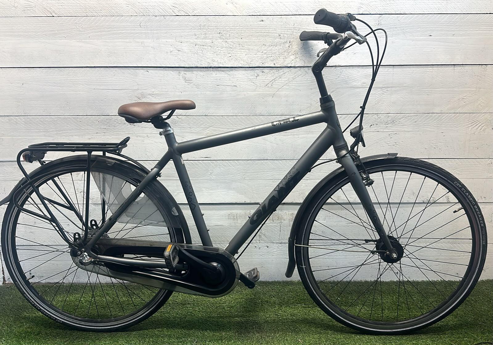 Giant city bike, grey/metal