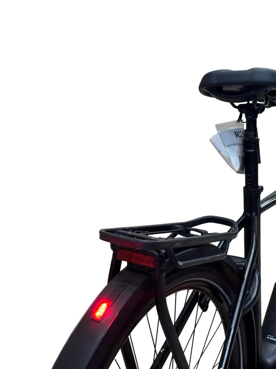Cube Touring Hybrid Pro 625 E-Bike Shimano Deore 2024 (3)