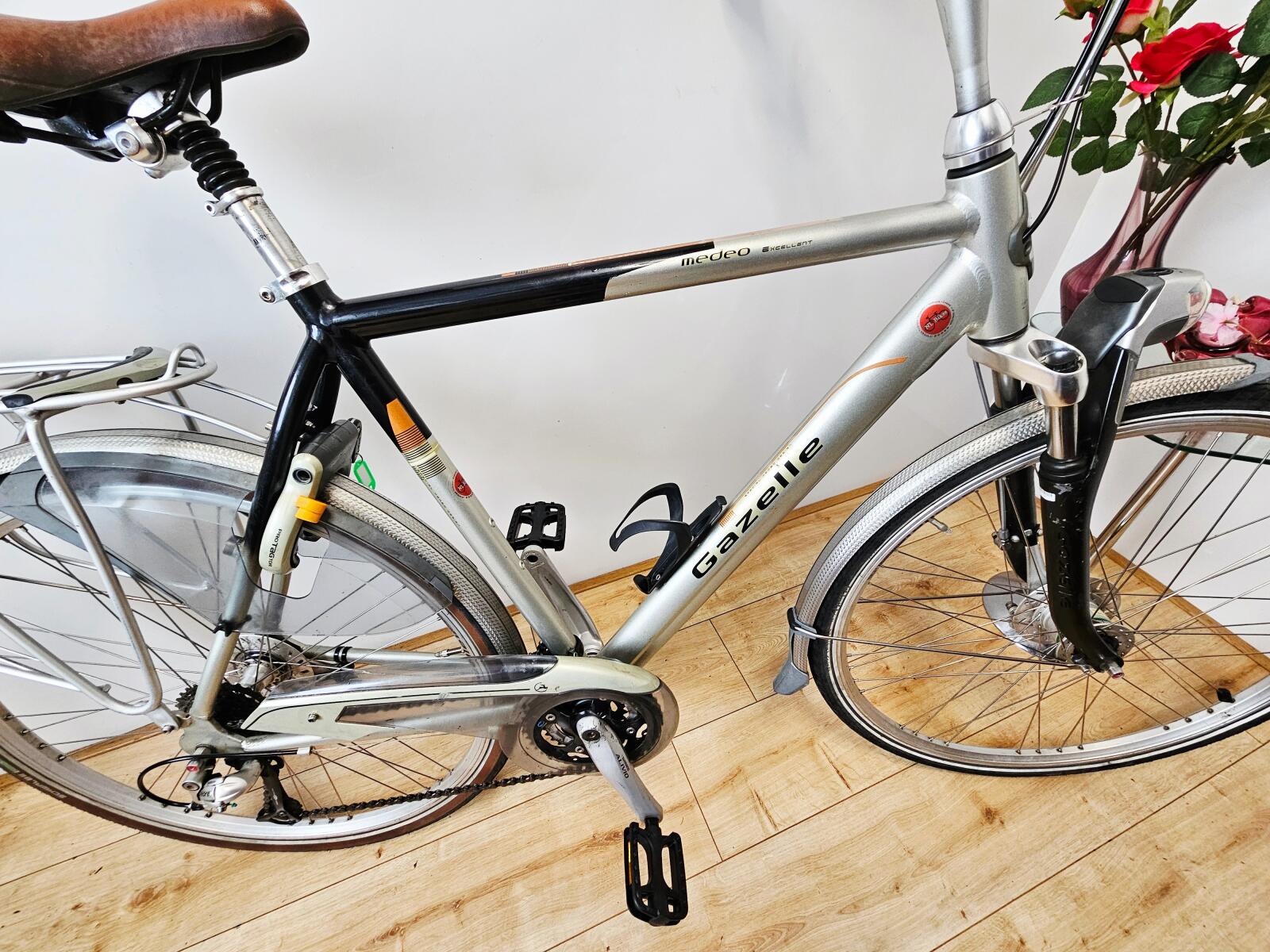 Metal/grijs Gazelle (4)