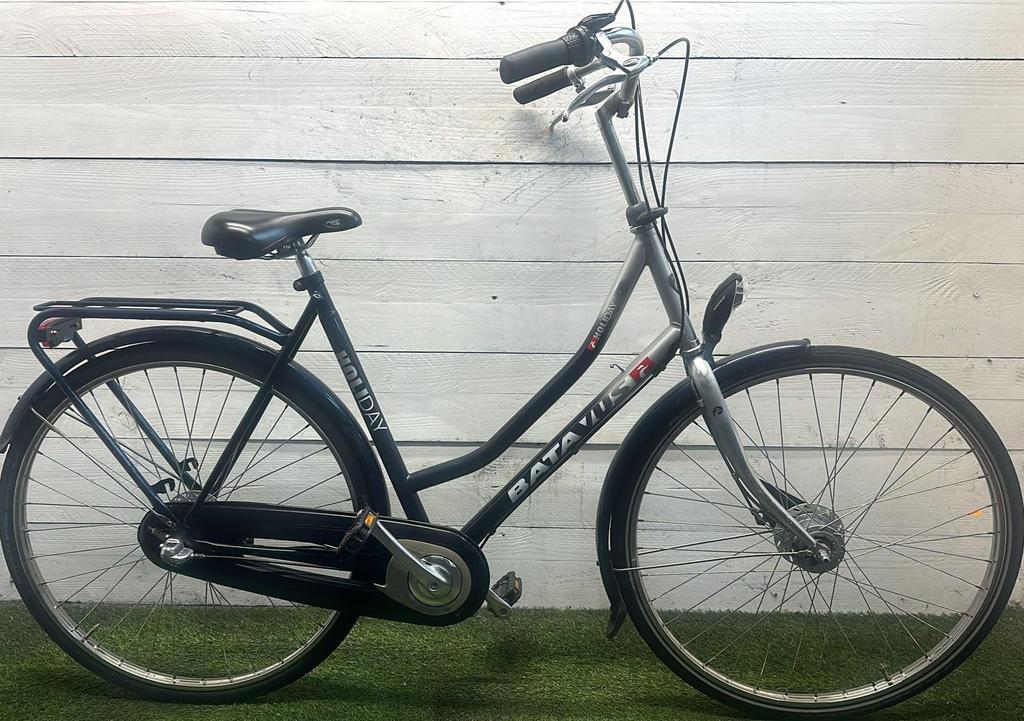 Batavus city bike, black