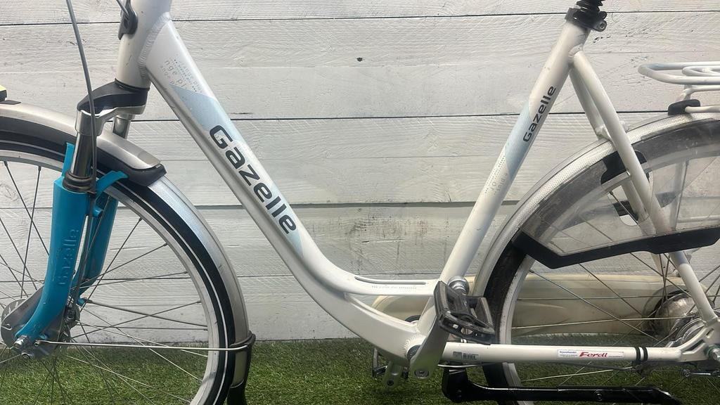 Gazelle city bike, orange (4)