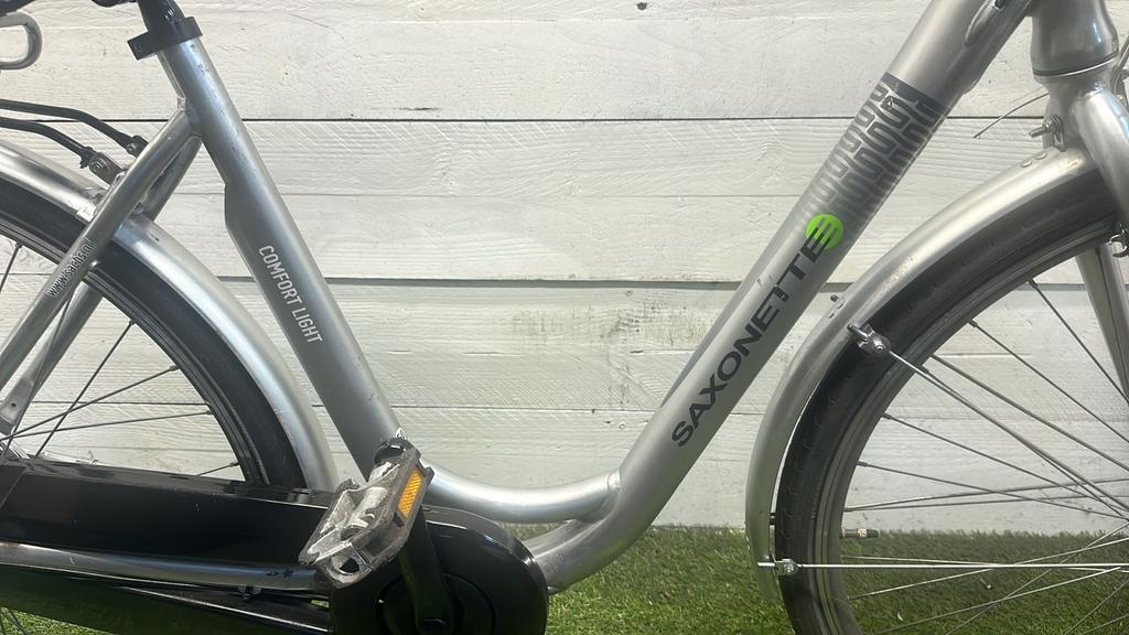 One city bike, grey/metal (3)