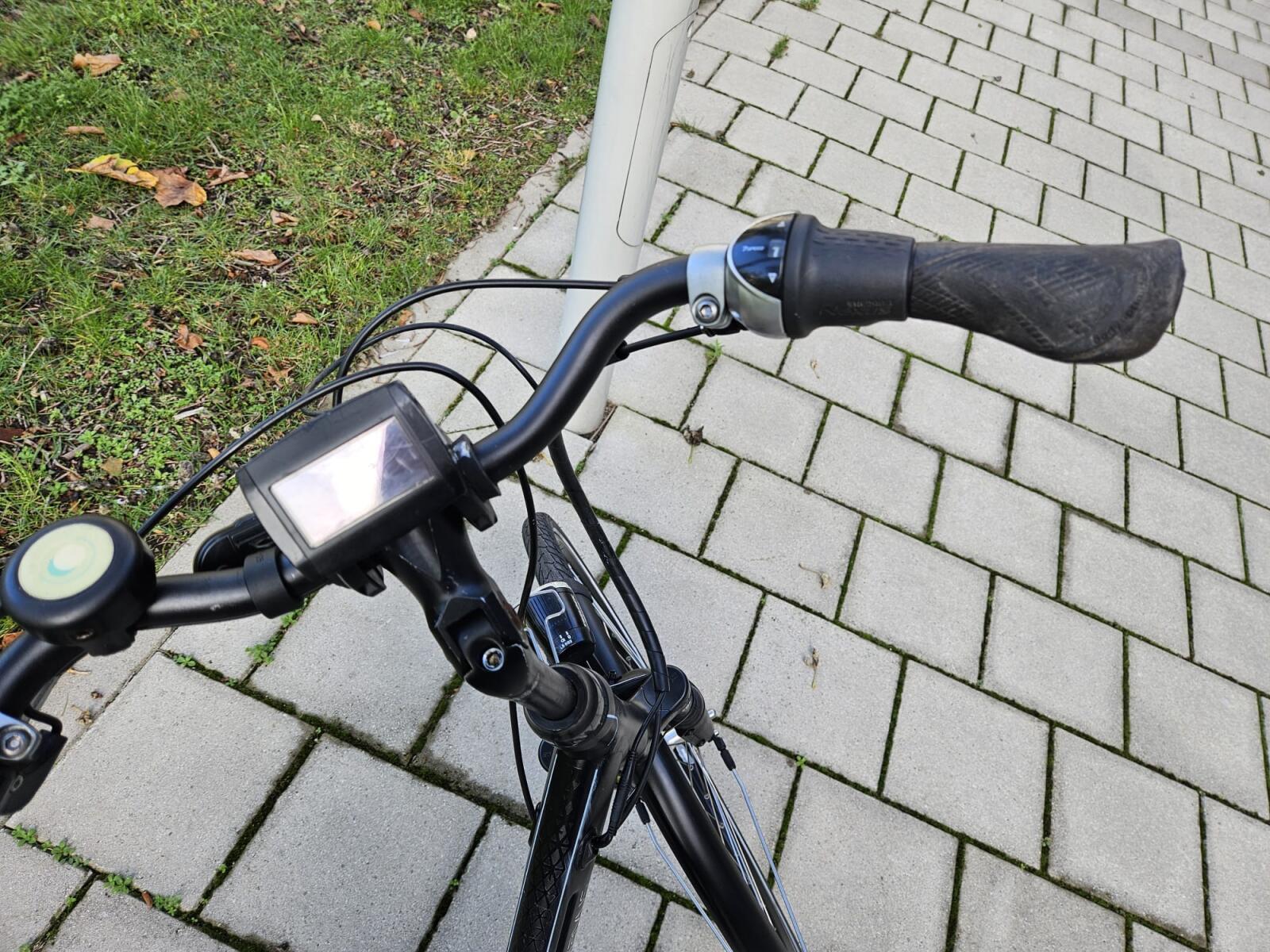 Zwart Batavus Wayz ego (5)