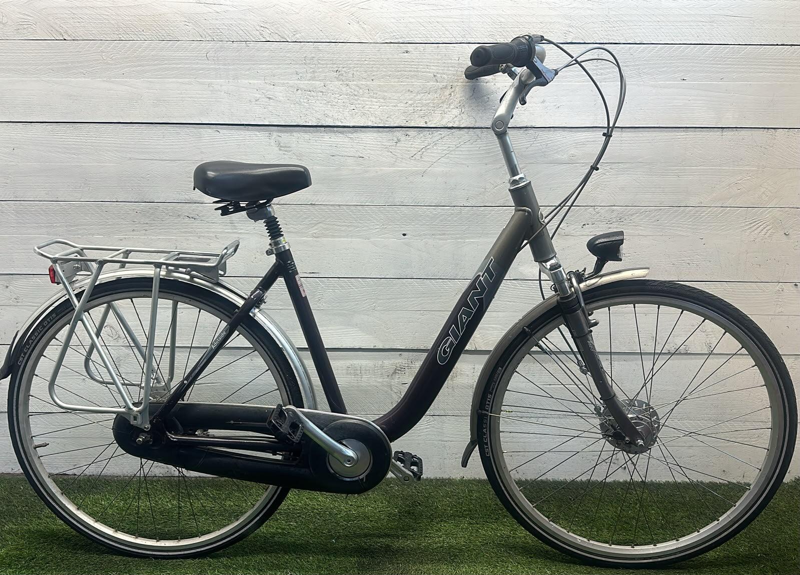Giant city bike, black