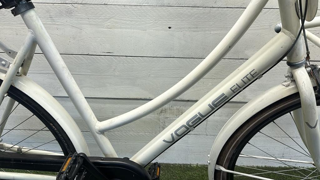 Vogue transport city bike, white (3)