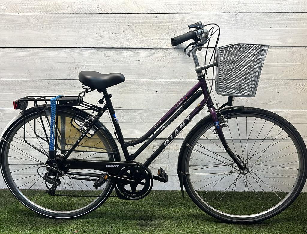 Giant city bike, black