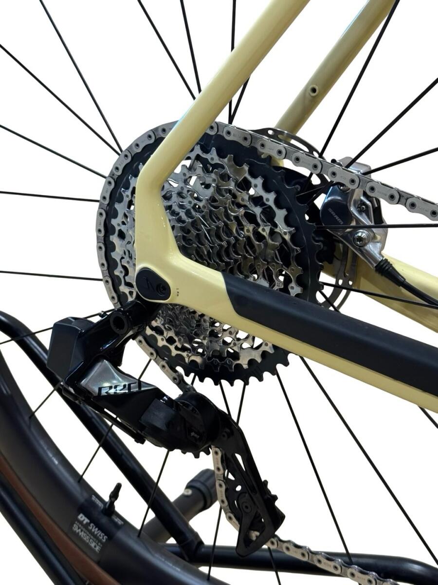 Canyon Grail CF SLX 9 eTap Carbon Gravelbike Sram Red XPLR AXS 2023 (3)