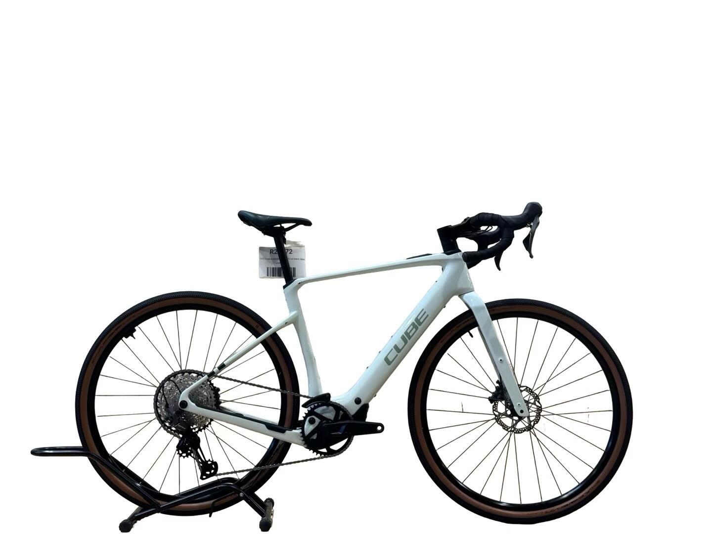 Cube Nuroad Hybrid C:62 Race 400X Carbon Elektrische Gravelbike Shimano GRX 2025