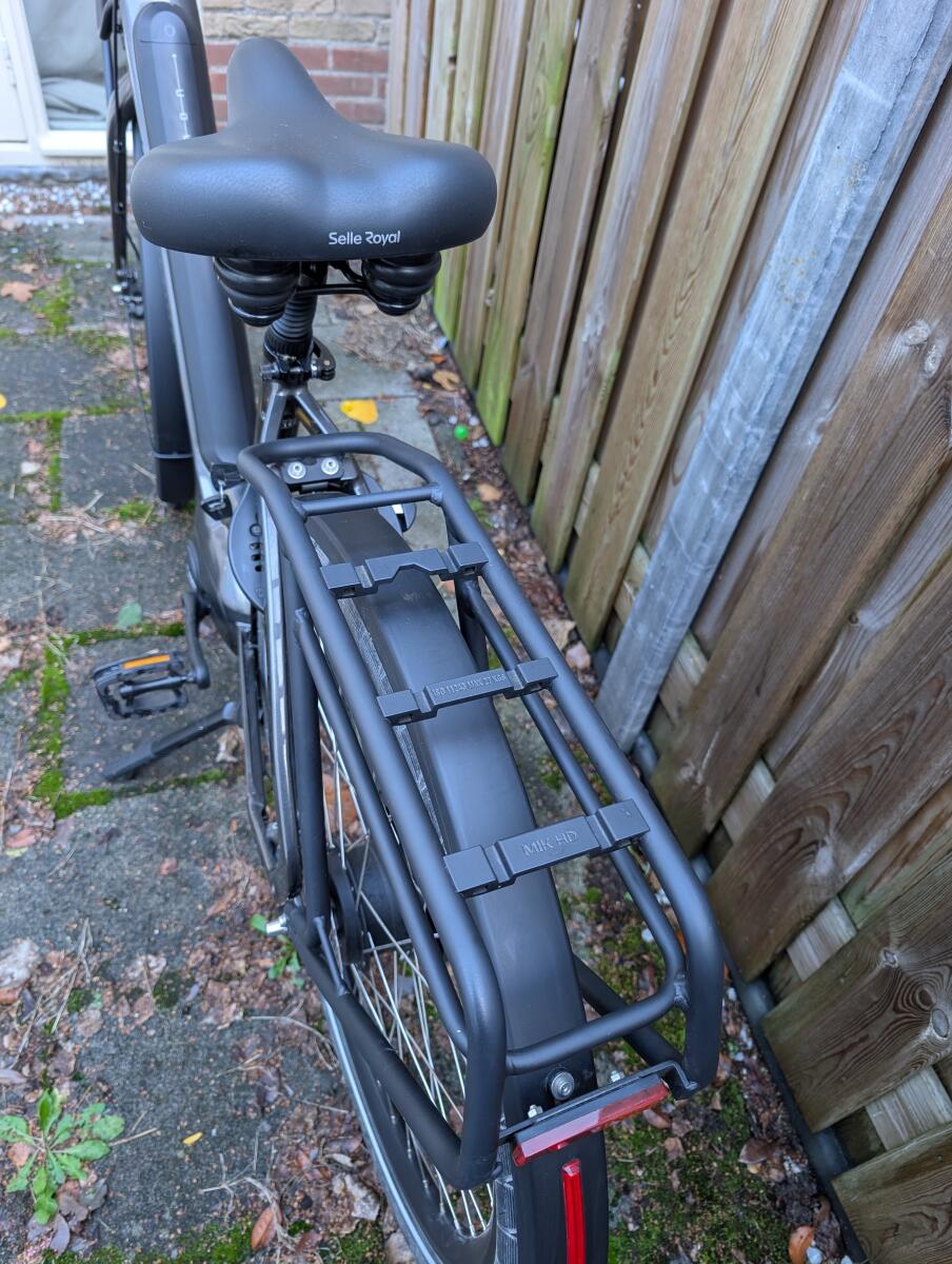 Cortina E-Common Family Integrated 500wh, Black (3)