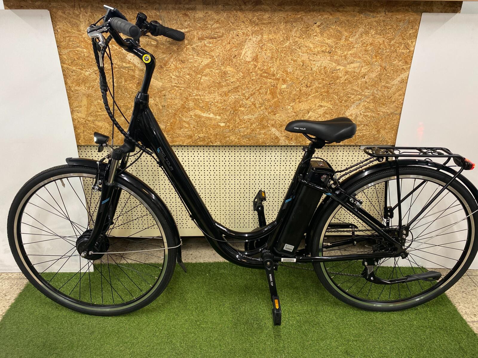 PRO TOUR  FLORA 2025 LAGE INSTAP ELEKTRISCHE DAMESFIETS 48CM (3)