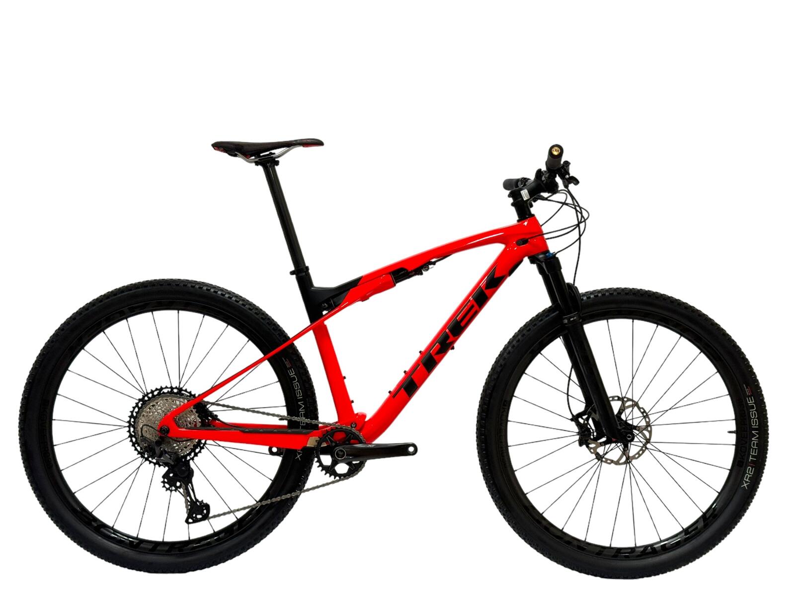 Trek Supercaliber 9.8 Carbon 29 inch mountainbike Shimano XT 2022