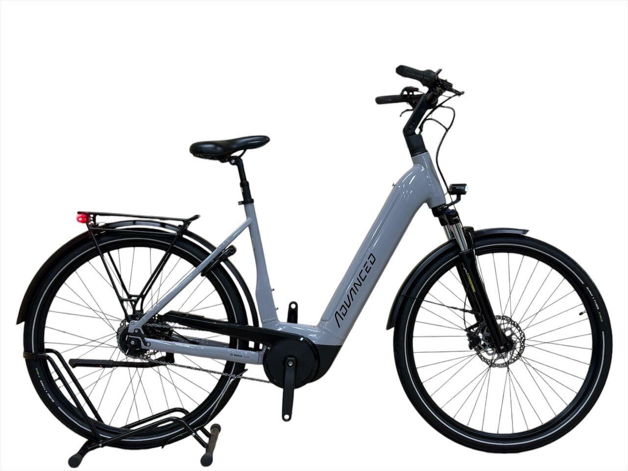 Advanced Tour Pro Diamant E-Bike Shimano Nexus 2023