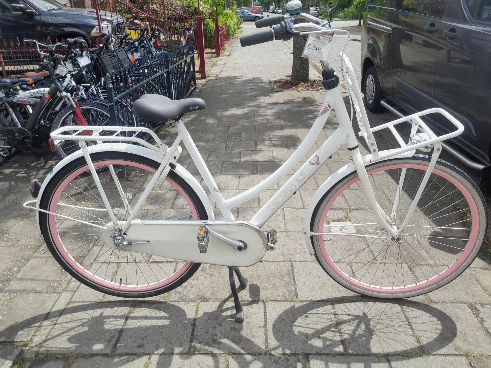 28 inch Cortina U4 Transport met 3 versnellingen.